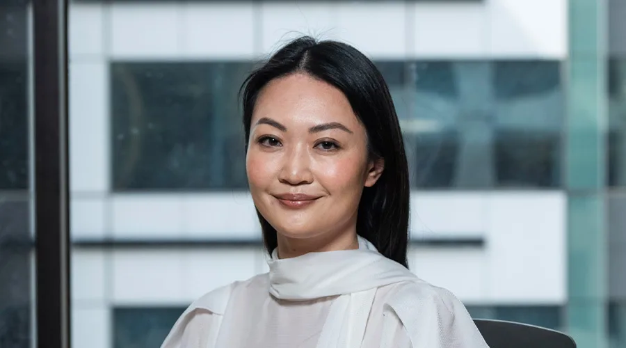 Gloria Lim